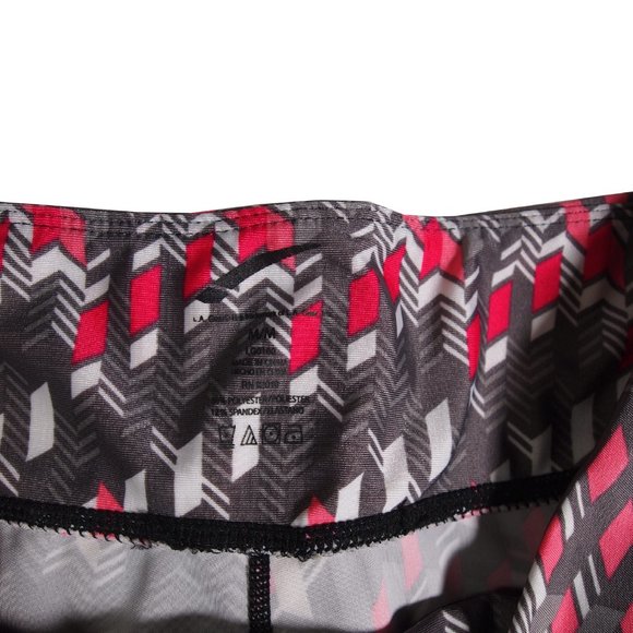 LA Gear Yoga Capri Pants, Ladies Size Medium, Pink/Gray Geometric Pattern - Picture 2 of 5